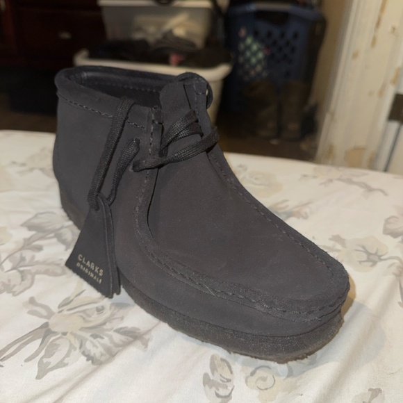 Black Clarks Wallabee leather boot - Picture 4 of 8
